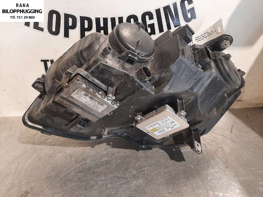 Frontlykt høyre halogen til Mercedes GLK 2008-2015 (X204) (X204) (MERCEDES||A2048207559)