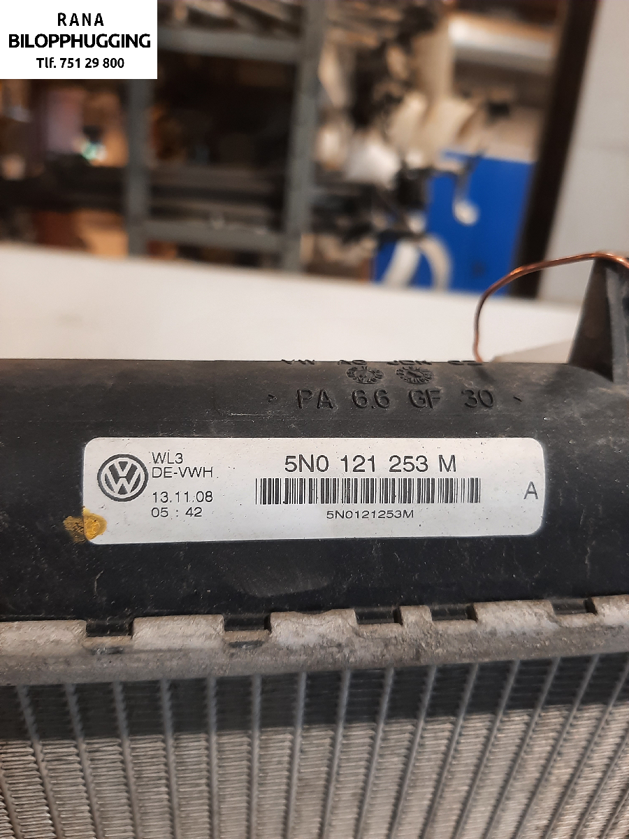 Radiator (automat gir) til VW Tiguan 2007-2011 (Type I, Fase 1)  (VOLKSWAGEN||5N0121253M)