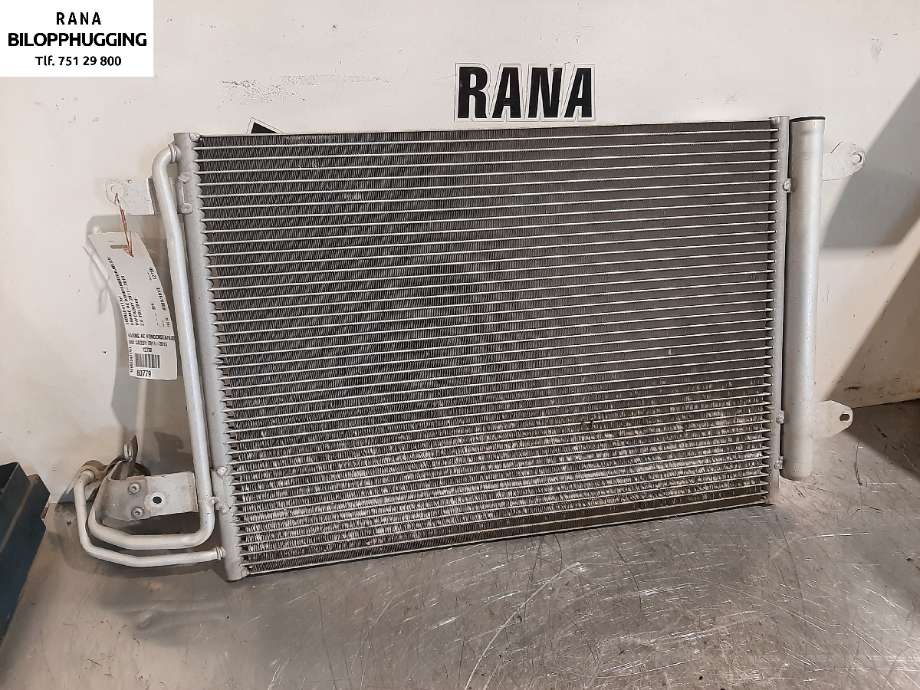 Aircondition radiator til VW Caddy 2010-2015 (Type III, Fase 2)  (VOLKSWAGEN|1K0820411AH|)