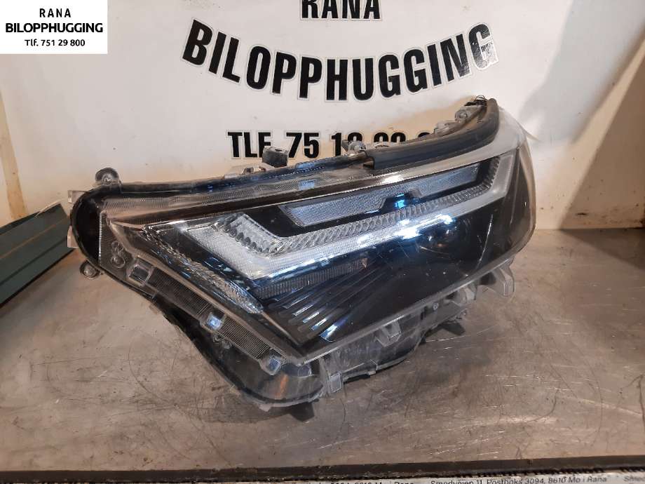 Frontlykt venstre xenon til Toyota RAV4, 2019-->> (Type V)  (TOYOTA|8118542G10)