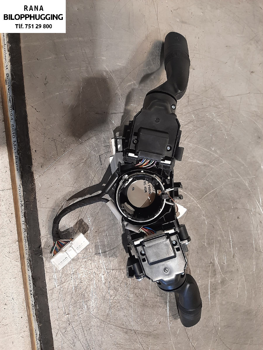 Bryter blink til Toyota Prius 2009-2016 (Type III) (COMBI) (COMBI) (1,8  cc  16 v hybrid|8414042101|)
