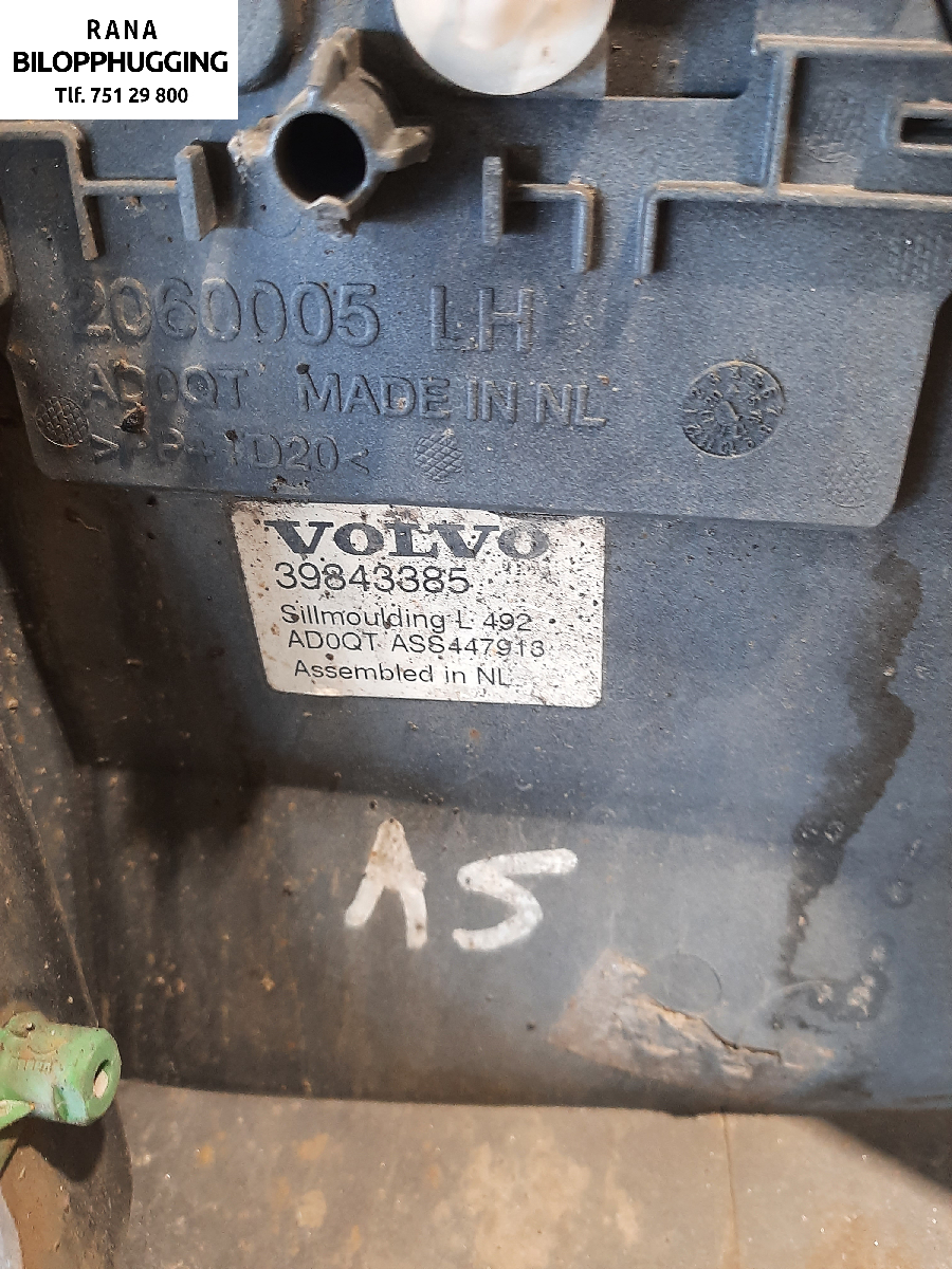 Kanalskjørt venstre til Volvo V90 / V90 CC / S90 2016-->>  (39843415|)