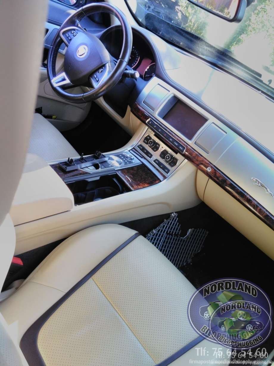 Jaguar XF 2008-2015 (X250) (X250), Motorkode: 224DT, Girkassekode: 