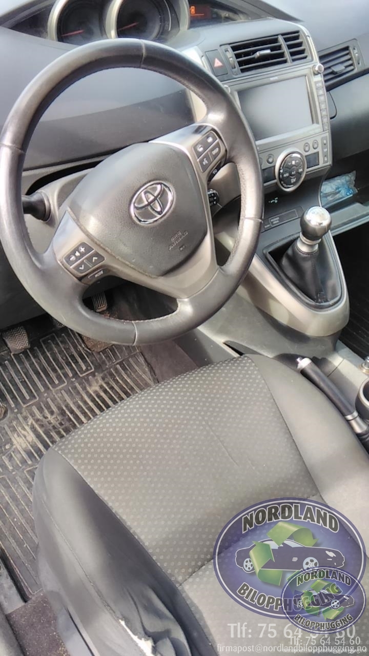 Toyota Verso 2009-2016 (Type III) , Motorkode: 1AD-FTV, Girkassekode: 