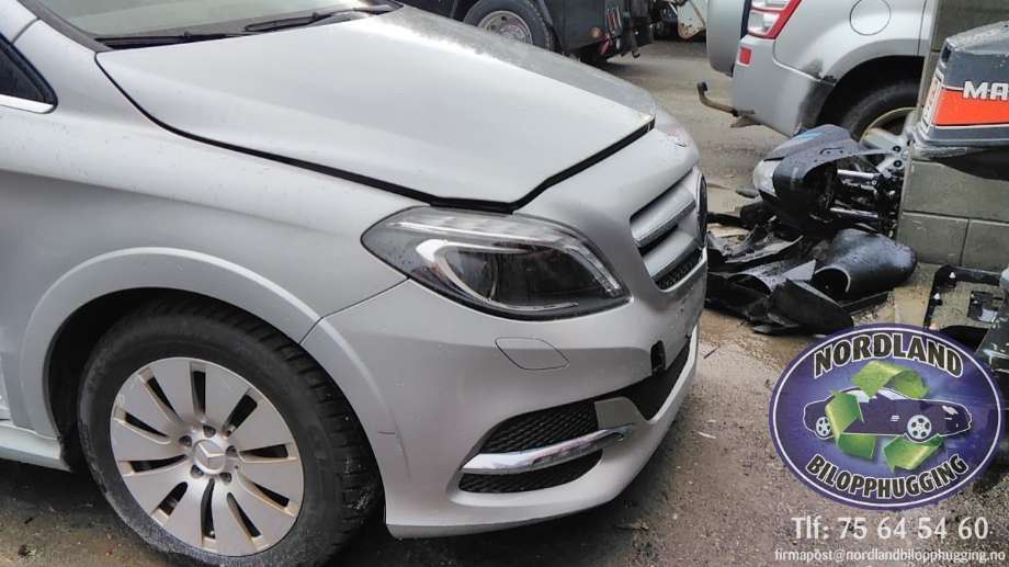 Mercedes B-Klasse 2011-2018 (W246) (W246), Motorkode: EM0004, Girkassekode: 