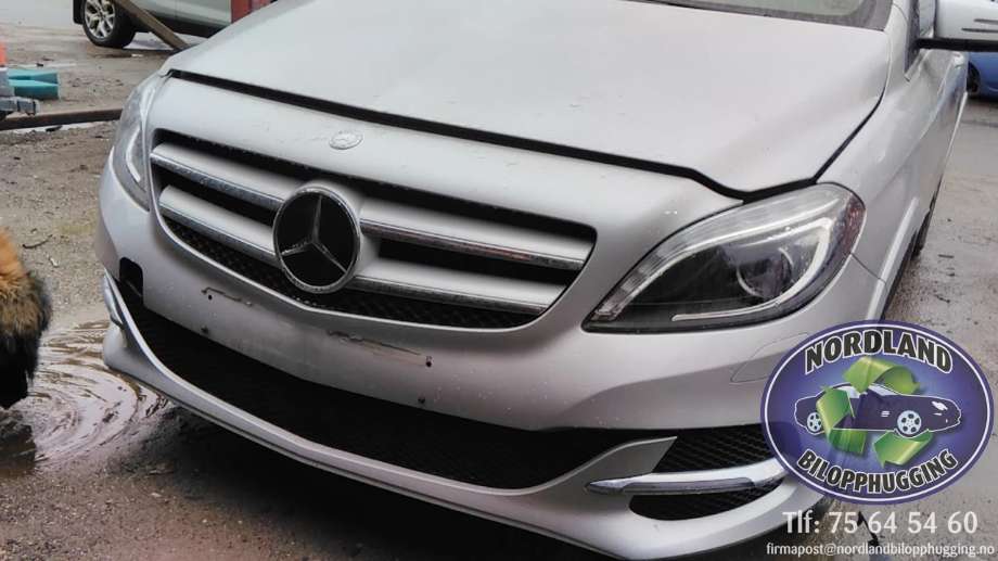 Mercedes B-Klasse 2011-2018 (W246) (W246), Motorkode: EM0004, Girkassekode: 