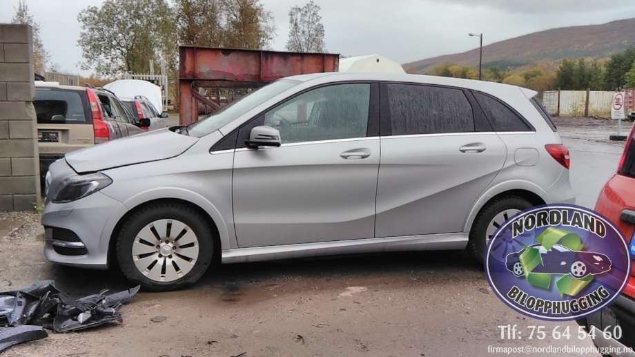 Mercedes B-Klasse 2011-2018 (W246) (W246), Motorkode: EM0004, Girkassekode: 