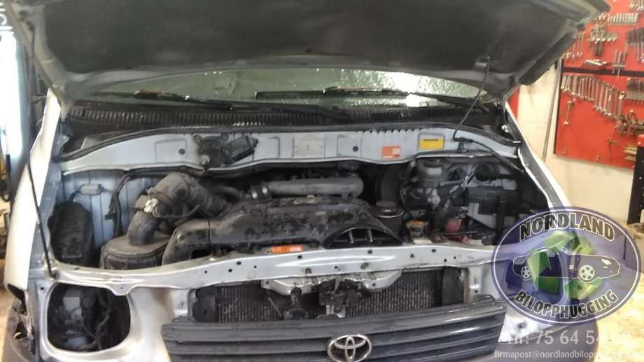 Toyota Hiace 2001-2006 (Fase 2) , Motorkode: 2KD-FTV, Girkassekode: