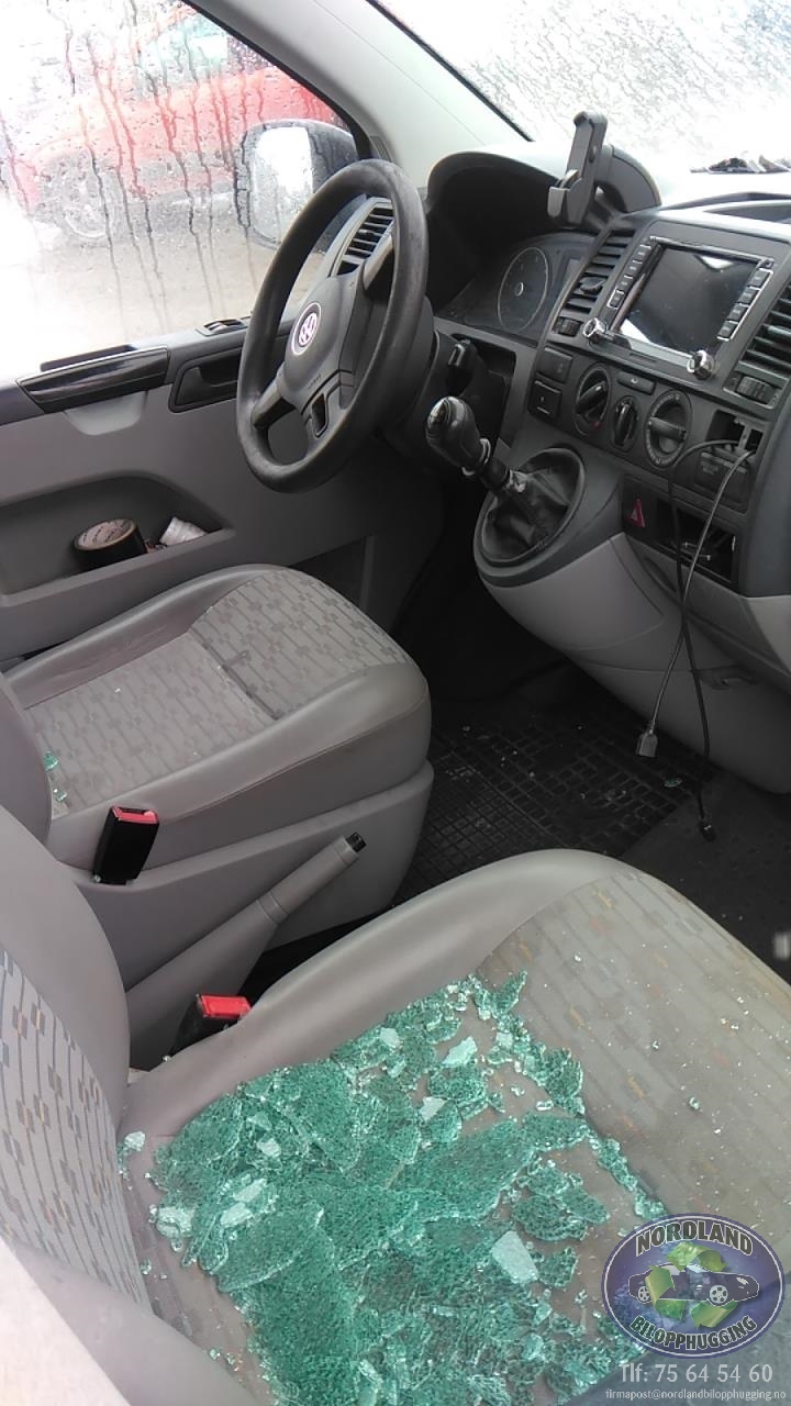 VW Transporter / Caravelle 2009-2015 (Fase 2) (T5) (T5), Motorkode: CAAC, Girkassekode: 