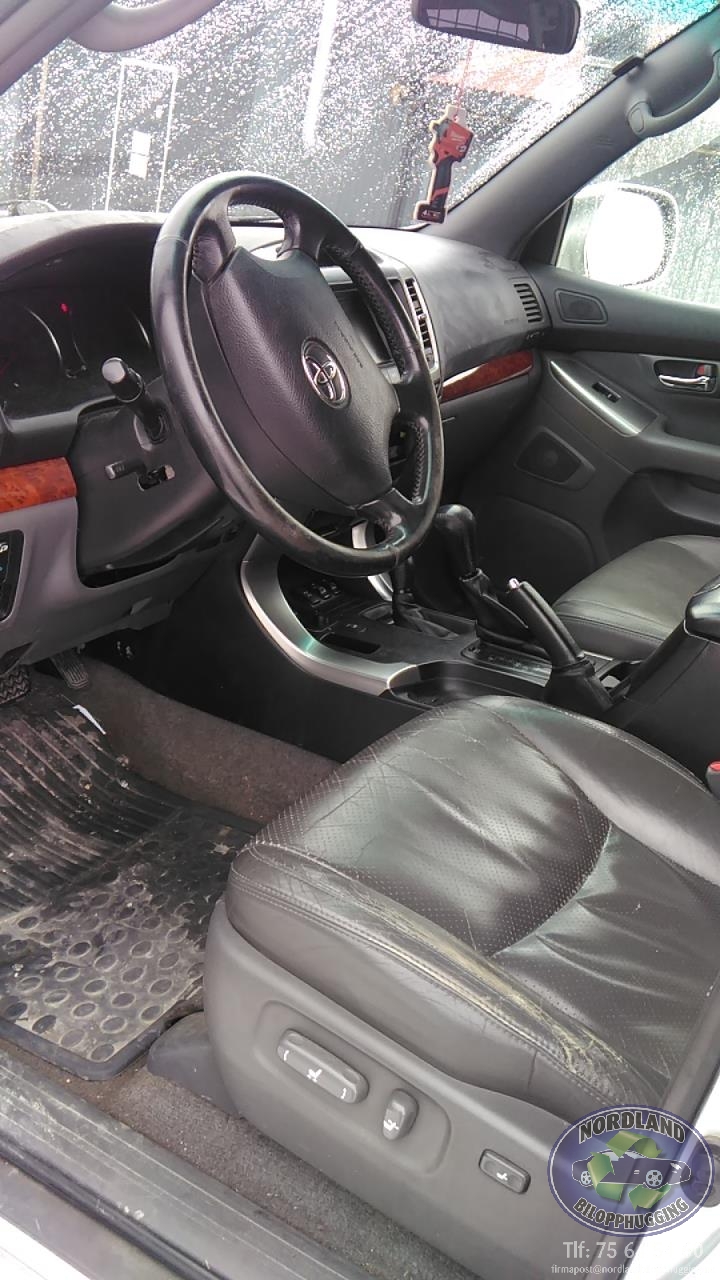 Toyota Land Cruiser 120 2002-2009 delebil , Motorkode: 1KD-FTV, Girkassekode: 