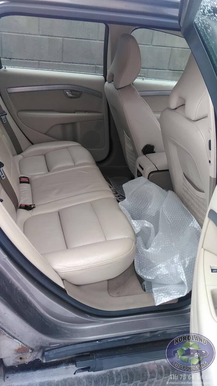 Volvo XC70 2008-2013 (Type II, Fase 1) , Motorkode: D5244T(4), Girkassekode: 6-AUT 4WD / TF-80SC AWD