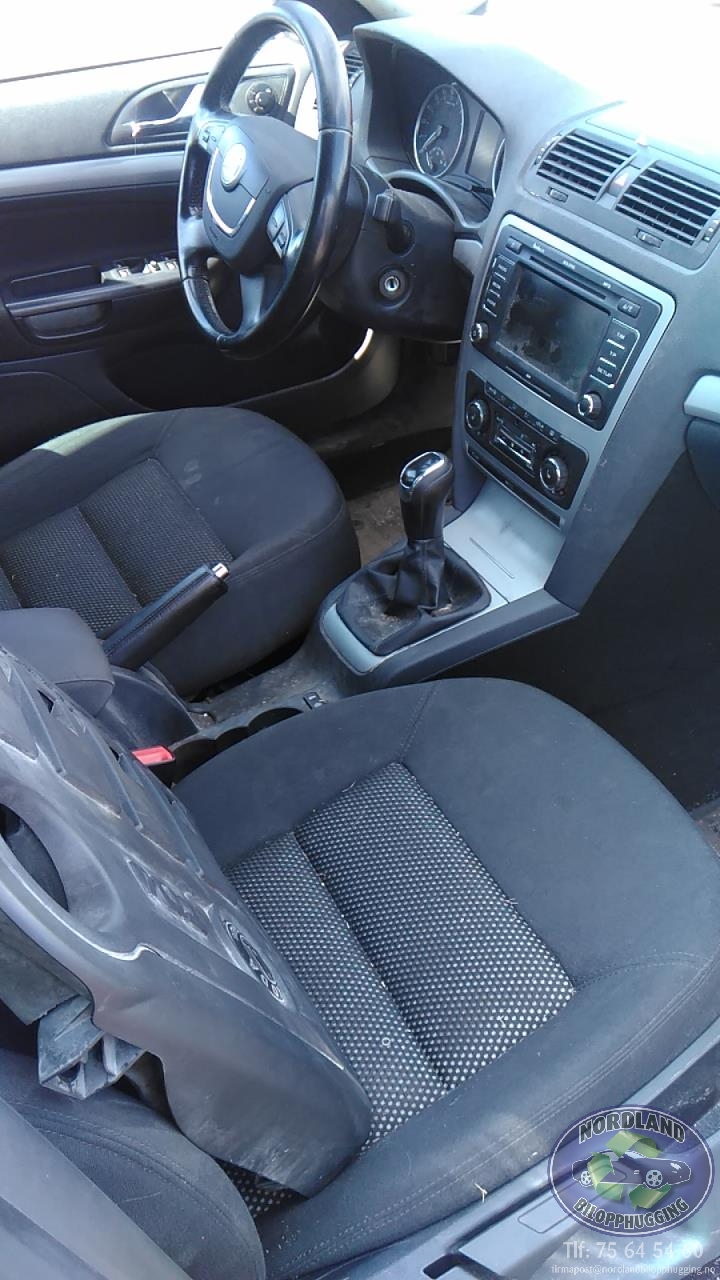 Škoda Octavia 2013-2016 (Type III, Fase 1) delebil , Motorkode: CFH, Girkassekode: 
