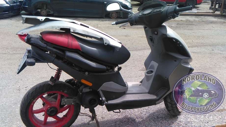 MC Moped Piaggio, delebil , Motorkode: C453M