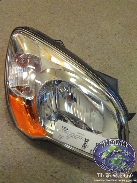 Frontlykt høyre halogen til Kia Sportage, 2005-2010 (Type II)  