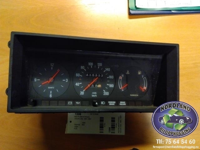 Instrumentpanel til Volvo 240 1981-1987