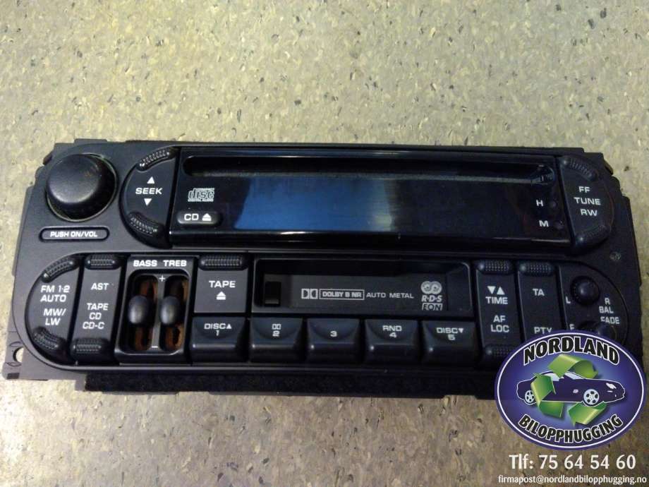 Bilstereo til Jeep Grand Cherokee, 1999-2004  (P04858543AF-A)