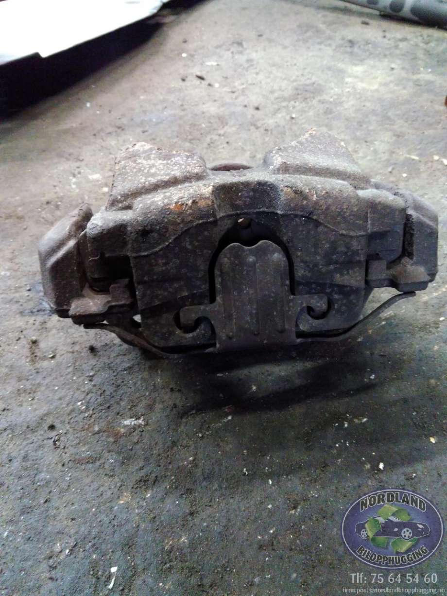 Bremsecaliper høyre foran til BMW 3-Serie 2005-2011 (E90/E91/E92/E93) (E90/E91/E92/E93)