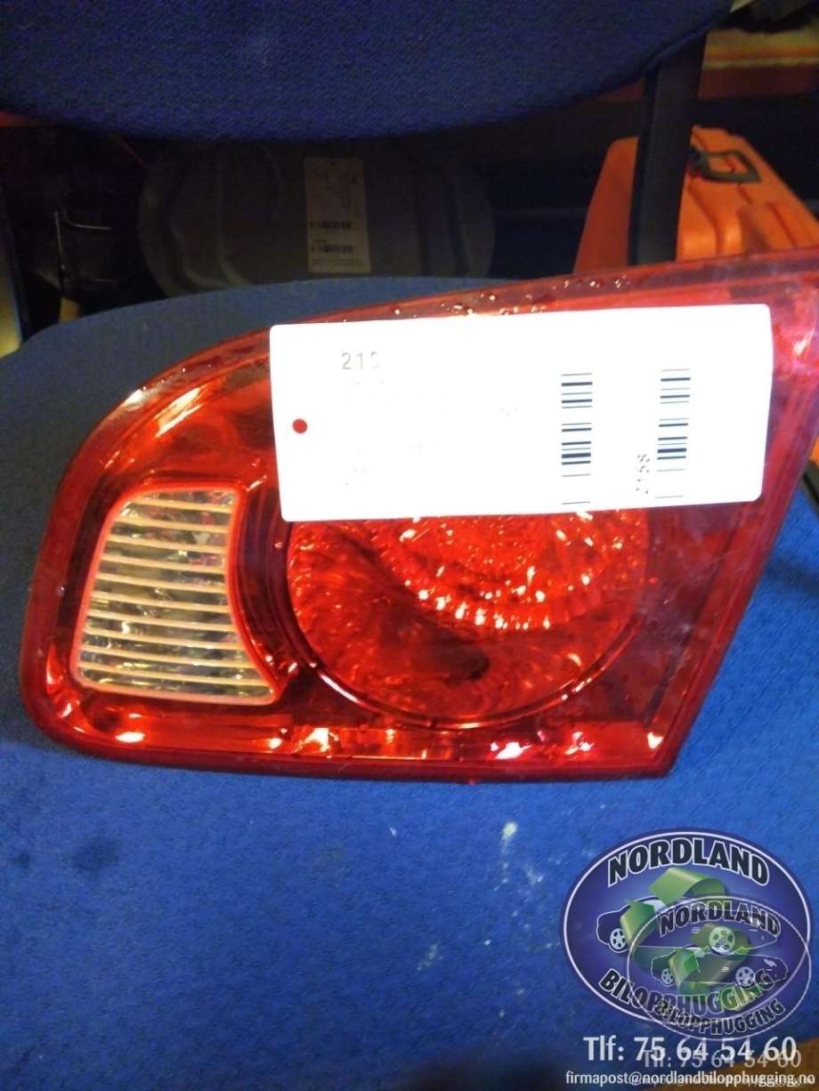 Baklykt høyre indre til Hyundai Santa Fe, 2006-2009 (Type II, Fase 1)  