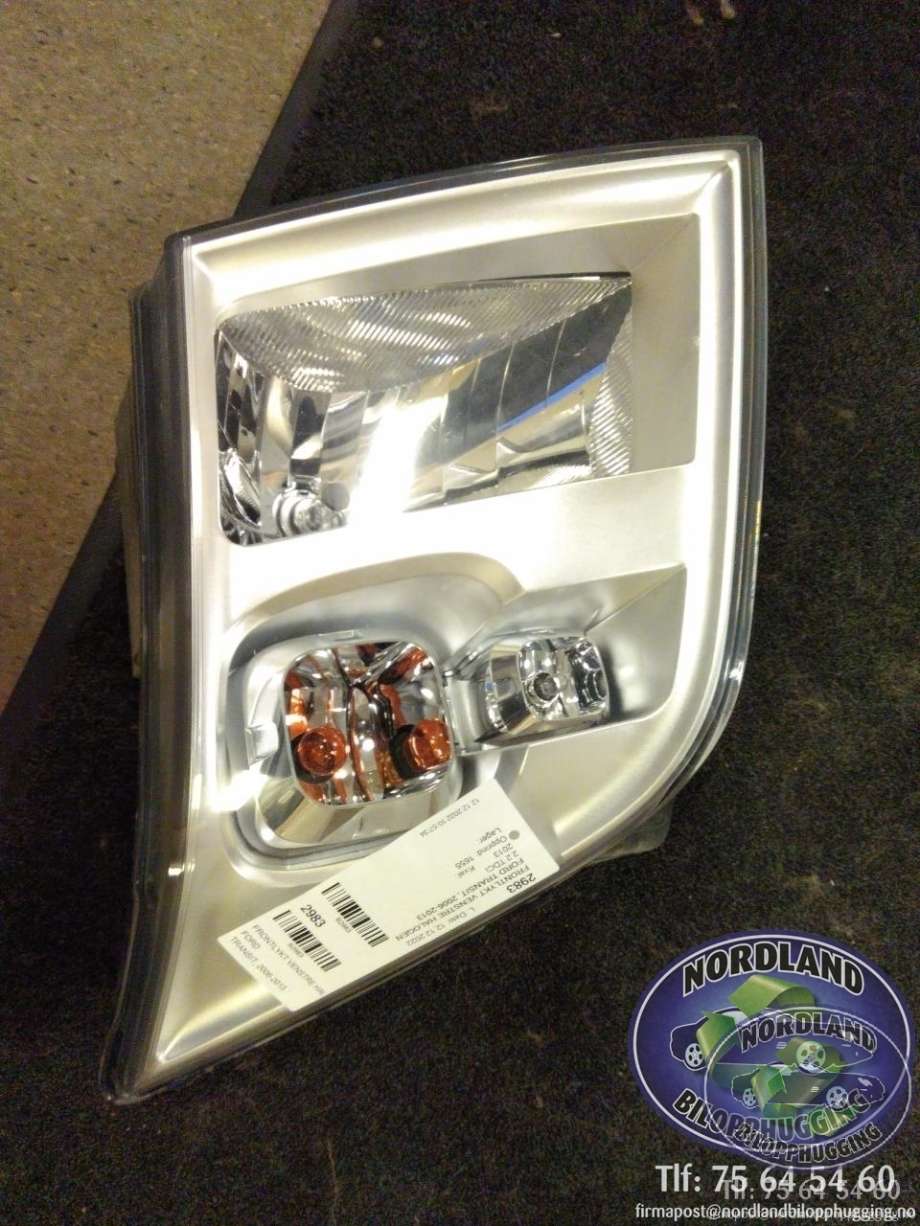 Frontlykt venstre halogen til Ford Transit, 2006-2013