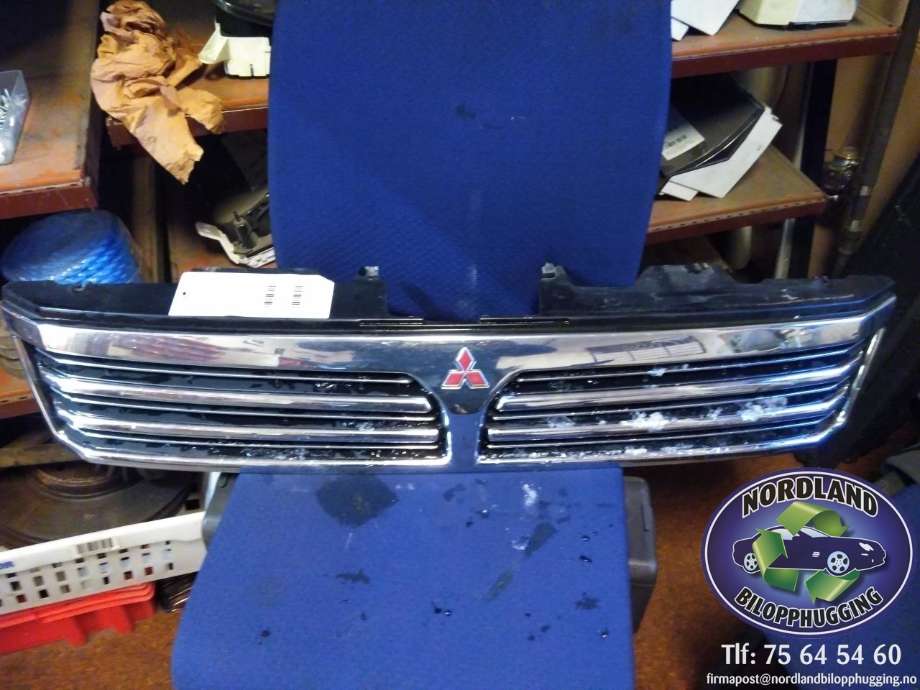 Grill til Mitsubishi Space Wagon, 2000-2004  
