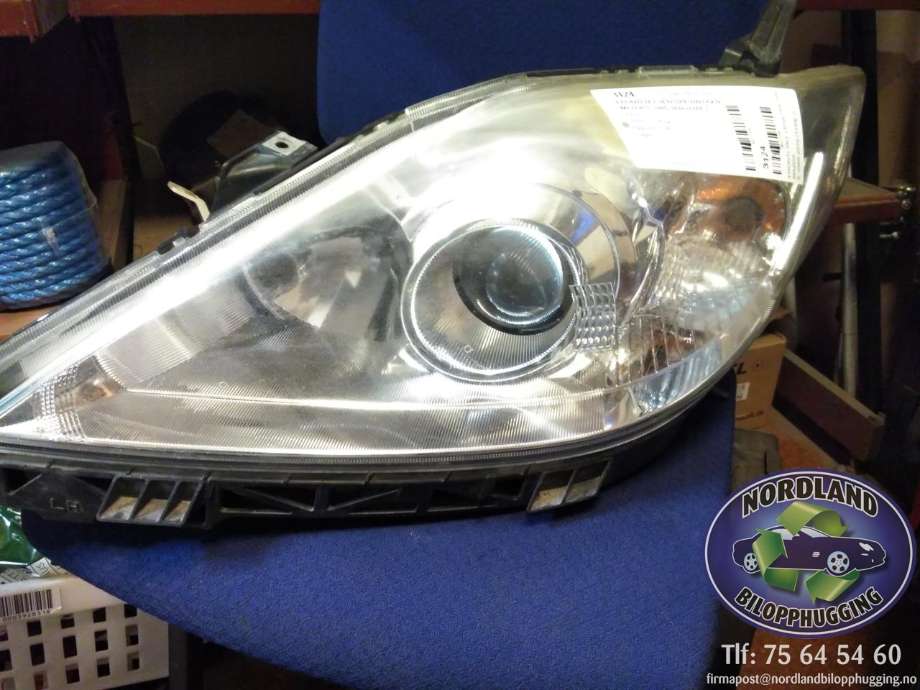 Frontlykt venstre halogen til Mazda 5, 2005-2010 (Type I)  