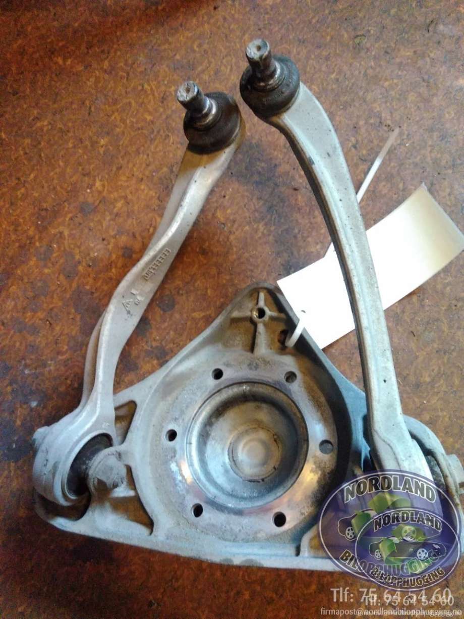 Bærebru høyre foran øvre til Audi A6, Allroad 2000-2005 (Type I) (C5) (C5) 