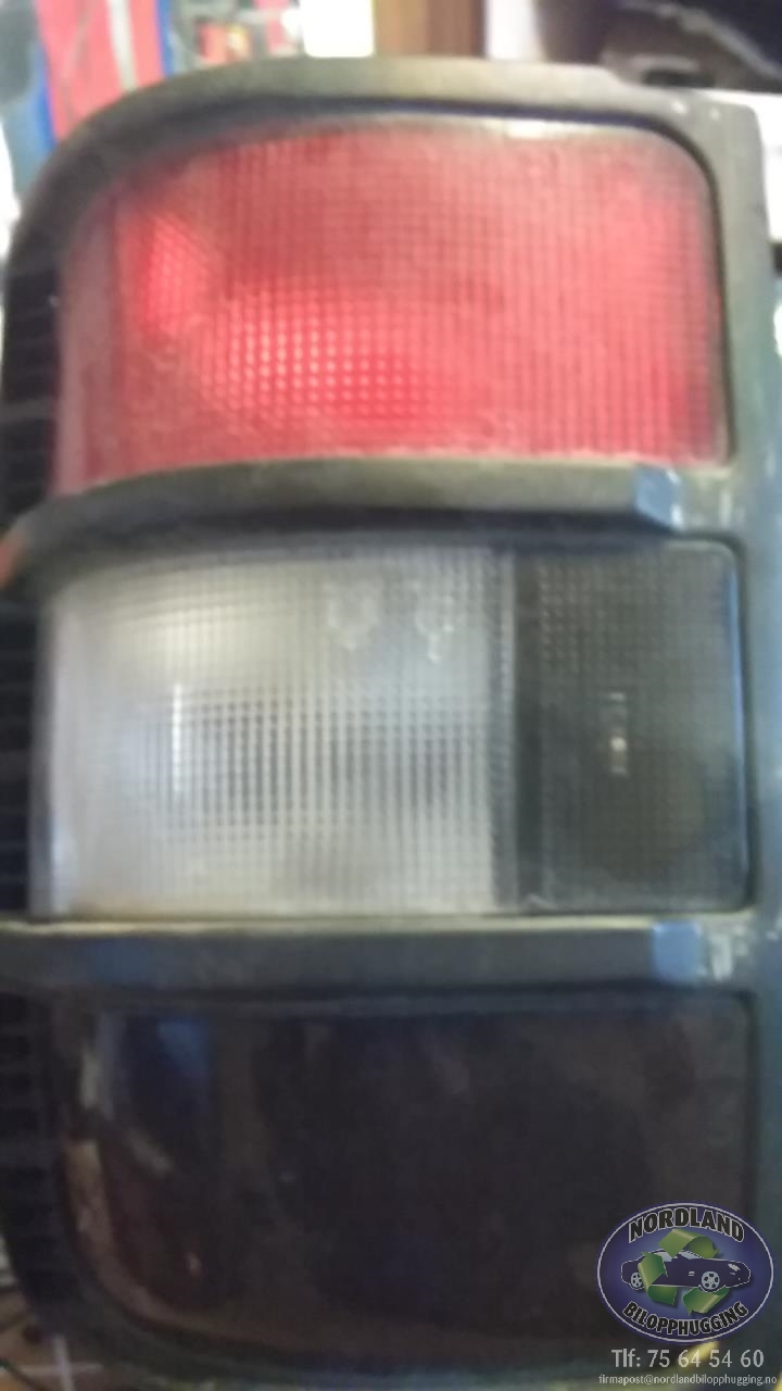 Baklykt venstre til Mitsubishi Pajero, 1992-1999 (Type II)  