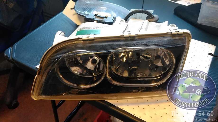 Frontlykt venstre xenon til Volvo V40 / S40 2000-2004 (Type I, Fase 2)