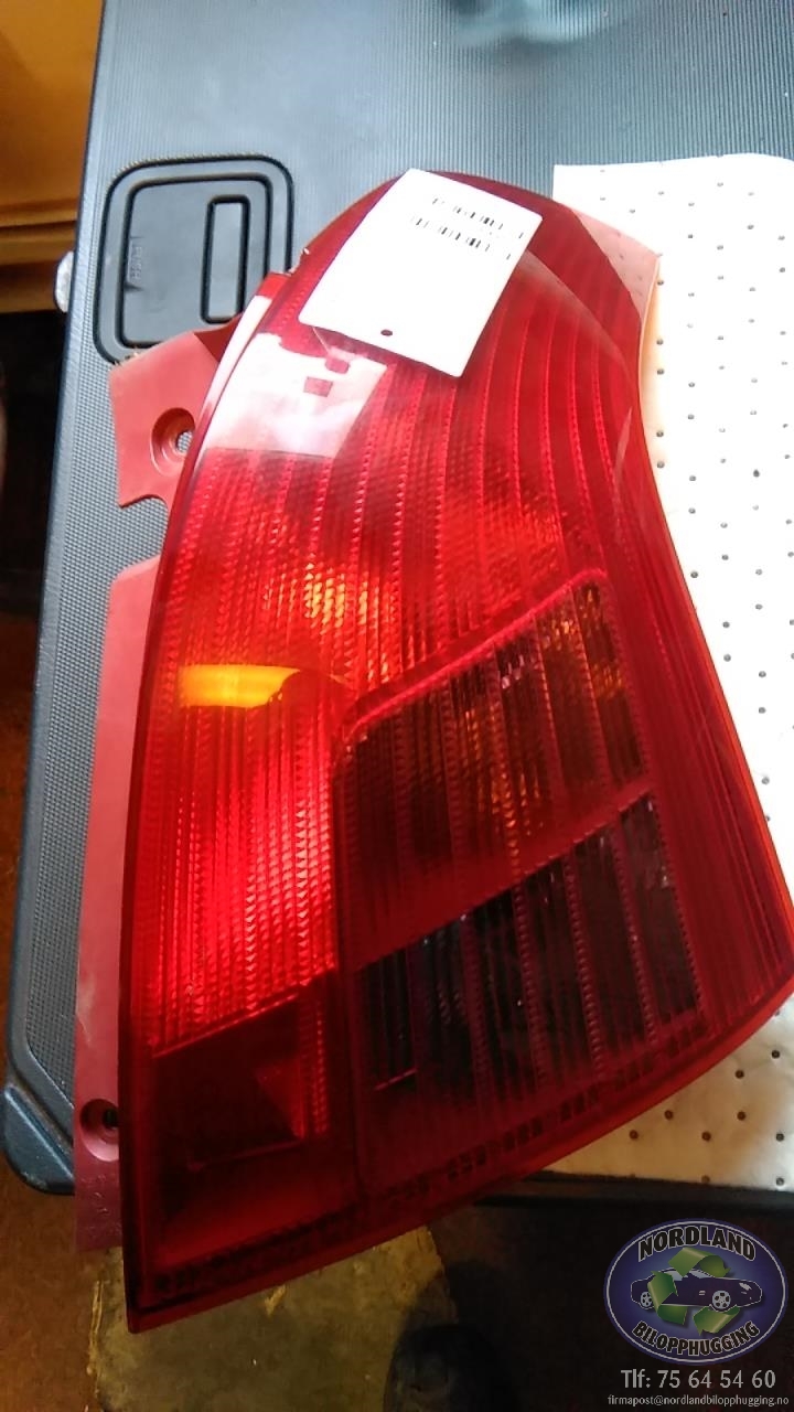 Baklykt høyre til Suzuki Swift, 2005-2010  