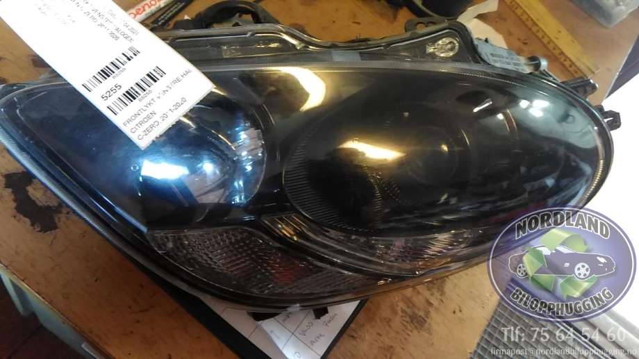 Frontlykt venstre halogen til Citroën C-Zero, 2011-2020