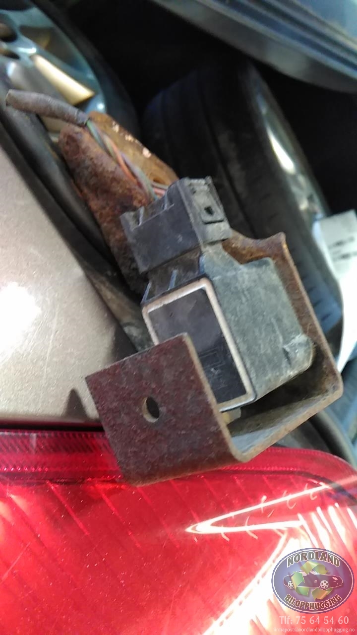 Sensor nivå, høyre bak til Mercedes Vito/Viano 2004-2010 (Fase 1) (W639) (W639)