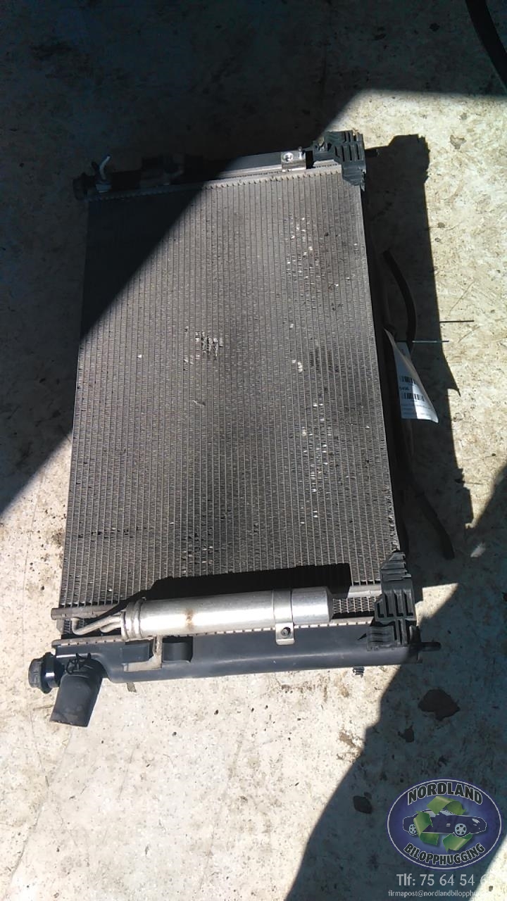 Radiator (manuell gir) til Citroën C-Crosser, 2007-2012  