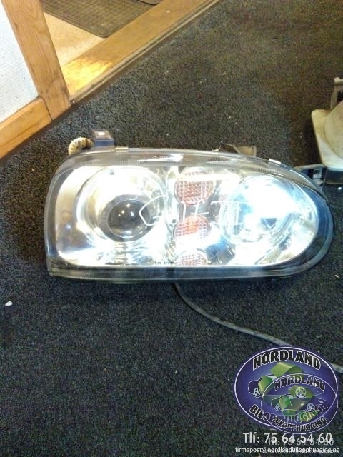 Frontlykt høyre halogen til VW Golf III 1992-1997