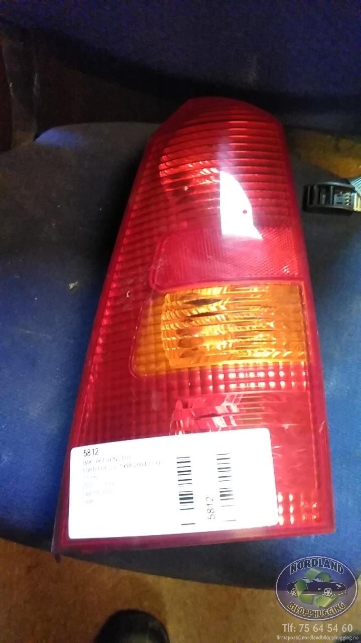 Baklykt venstre til Ford Focus, 1998-2004 (Type I)  