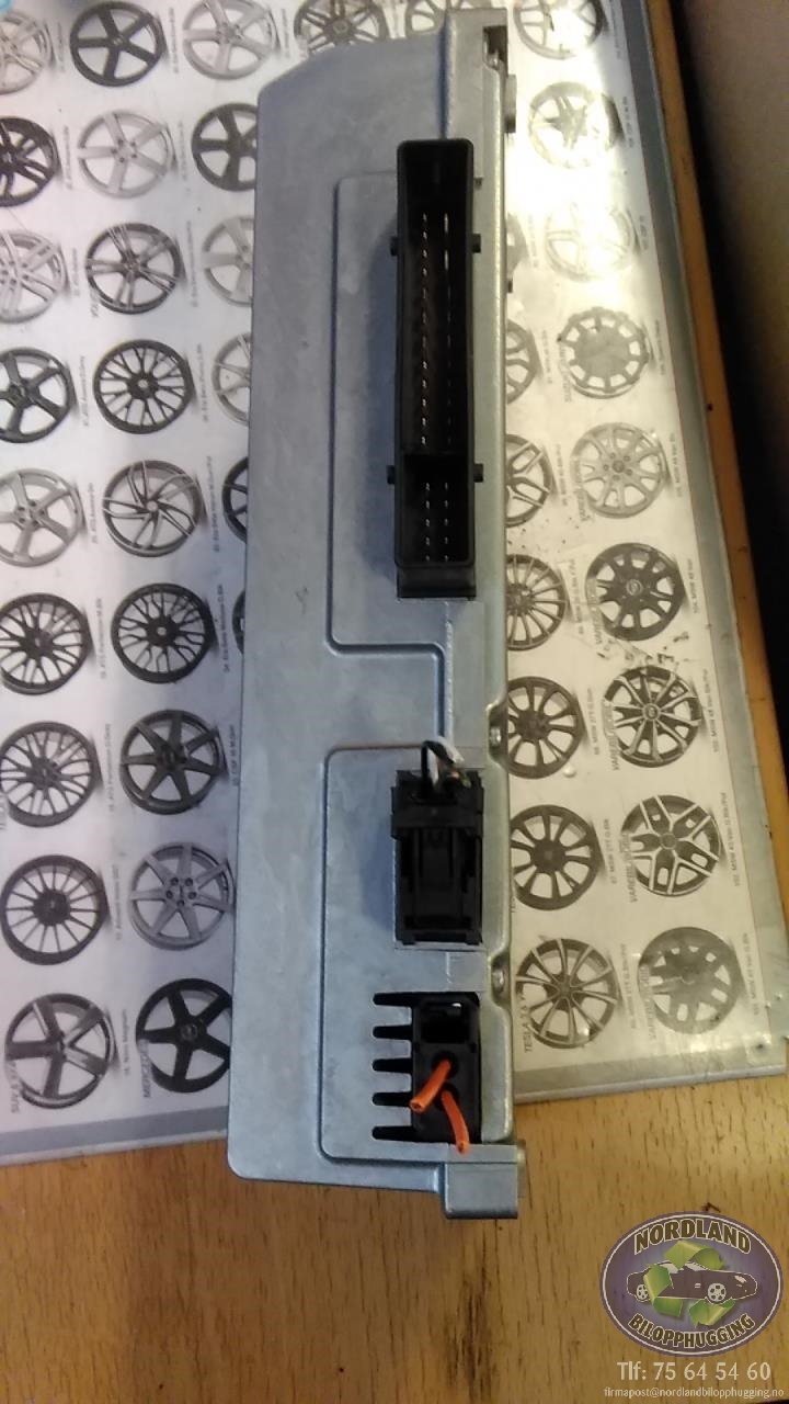 Bilstereo forsterker til Audi Q5 2008-2012 (Type I, Fase 1)  
