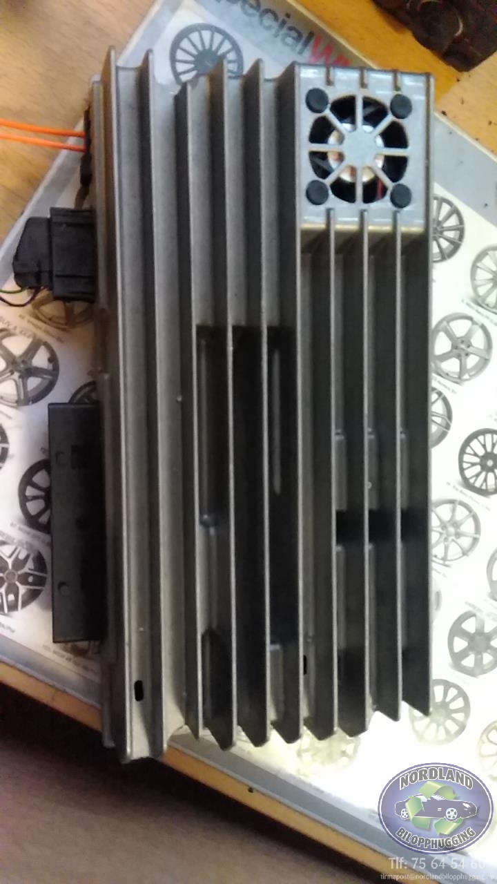 Bilstereo forsterker til Audi Q5 2008-2012 (Type I, Fase 1)  