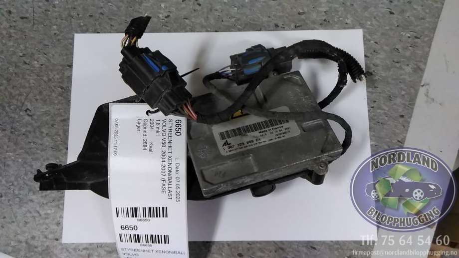 Styreenhet xenon/ballast til Volvo V50, 2004-2007 (Fase 1)  (1 304 490 558|1 307 329 098)