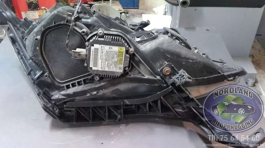 Frontlykt venstre xenon til Honda CR-V 2007-2012 (Type III)  (33150SWWG1|)
