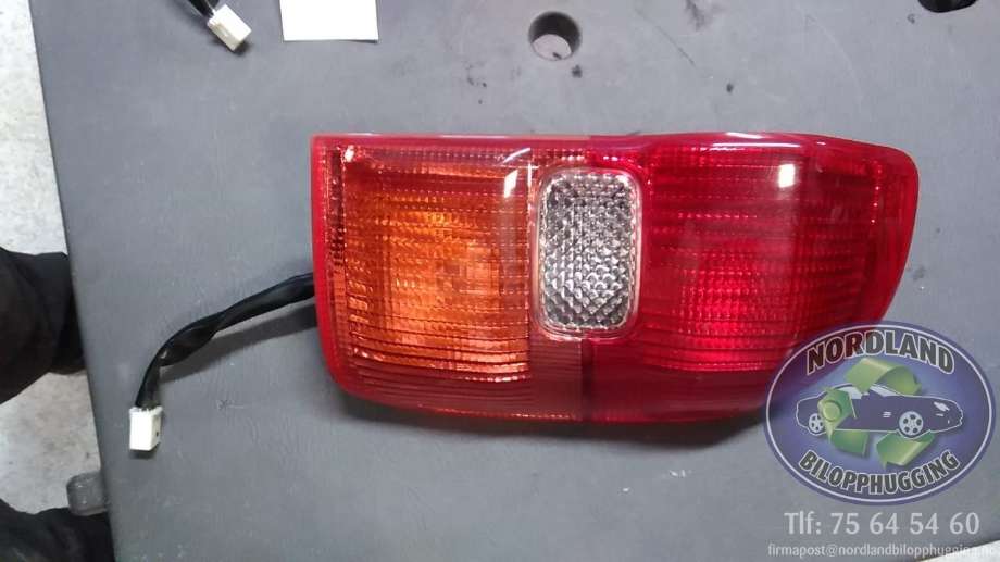 Baklykt høyre til Toyota RAV4 2000-2006 (Type II)  