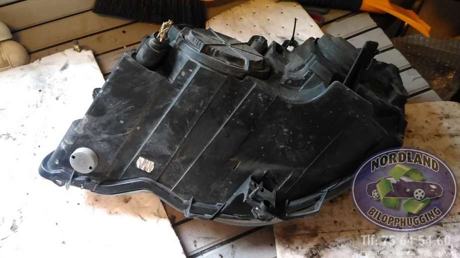 Frontlykt høyre halogen til VW Polo 2005-2009 (Type IV, Fase 2)  