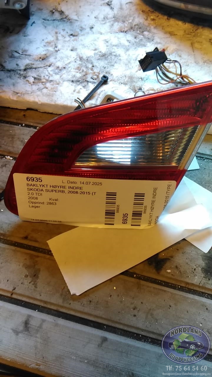 Baklykt høyre indre til Škoda Superb, 2008-2015 (Type II)