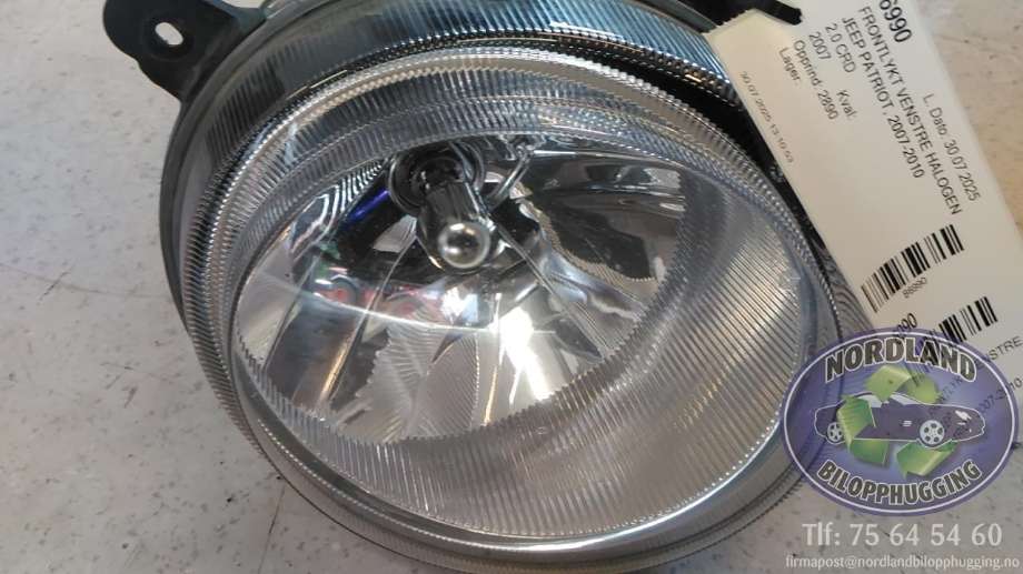 Frontlykt venstre halogen til Jeep Patriot, 2007-2010  (HELLA|05303875AB)
