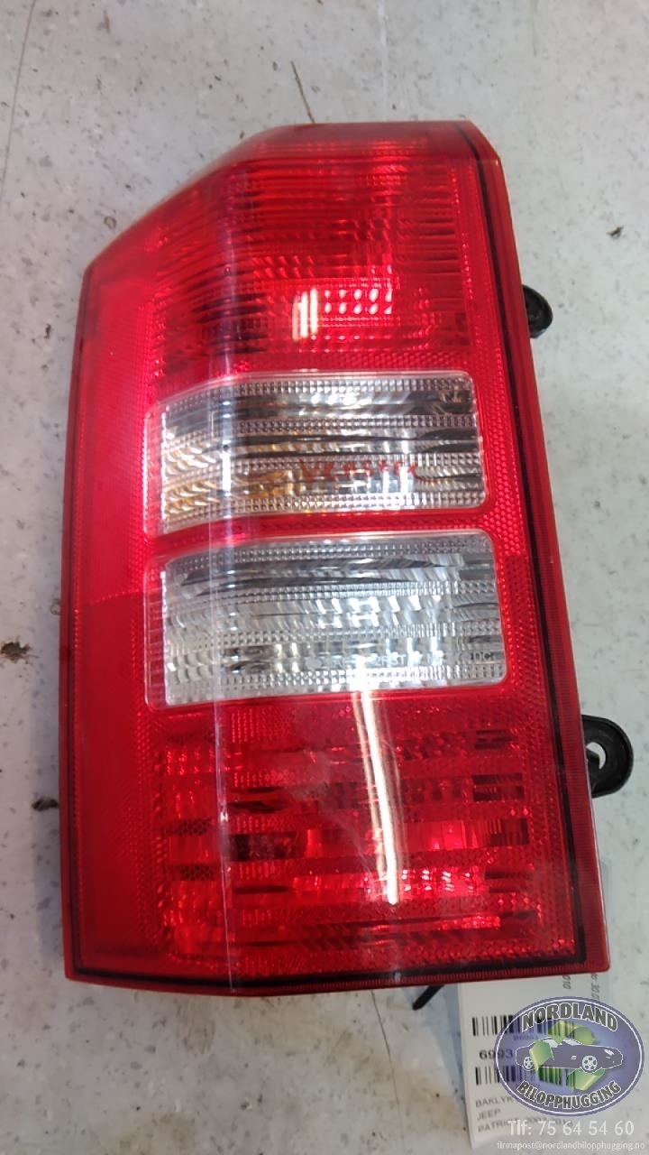 Baklykt venstre til Jeep Patriot, 2007-2010  