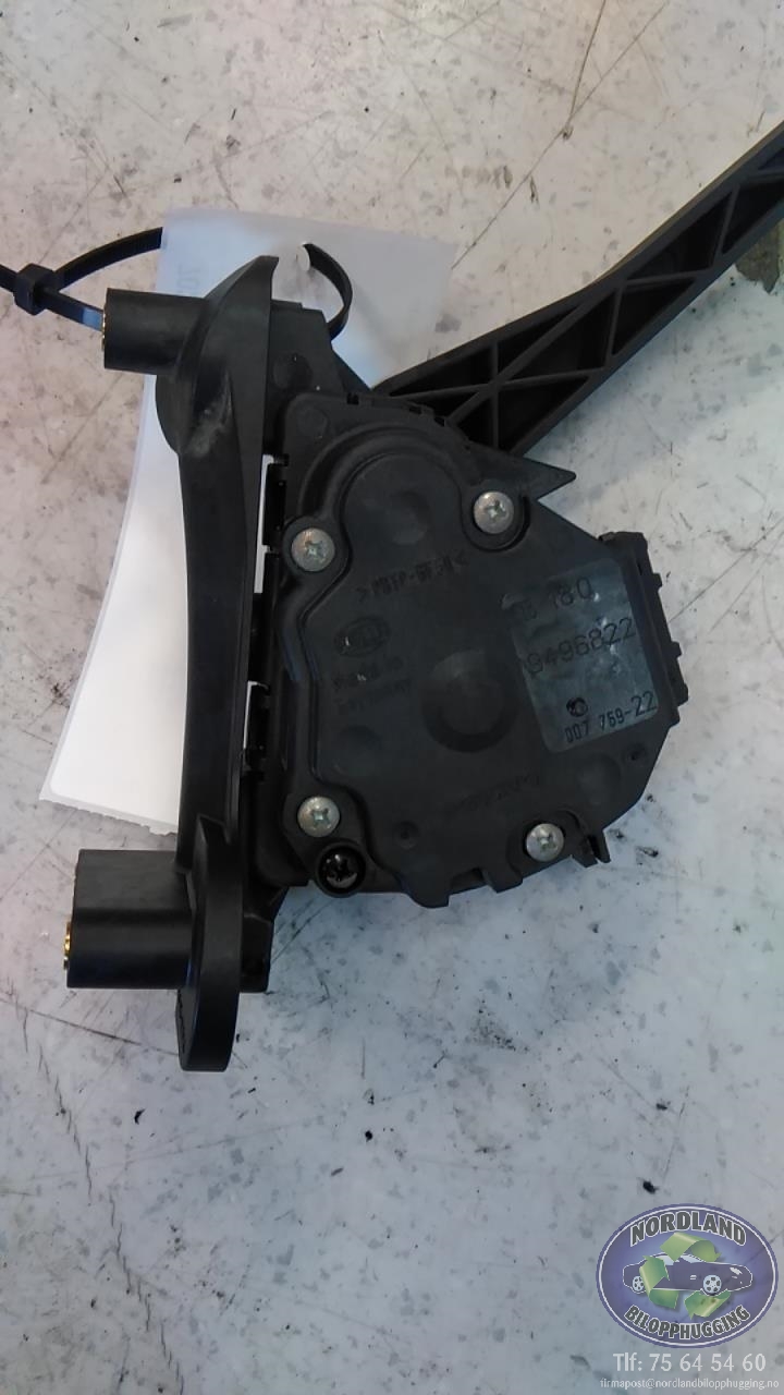Pedal gass til Volvo V70 2000-2004 (Type II, Fase 1)  (9496822|)