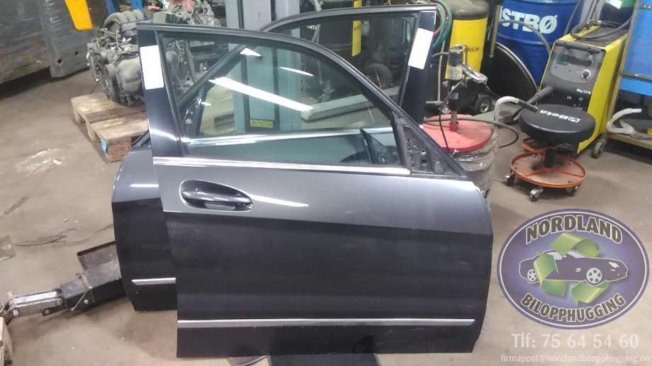 Dør høyre foran til Mercedes GLK, 2008-2015 (X204) (X204) 