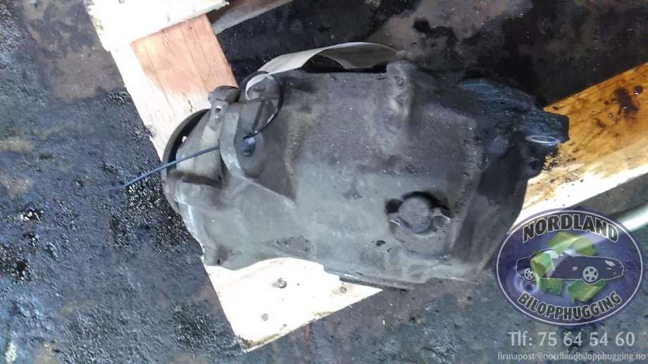 Kardang klokke foran til Mercedes GLK, 2008-2015 (X204) (X204) 