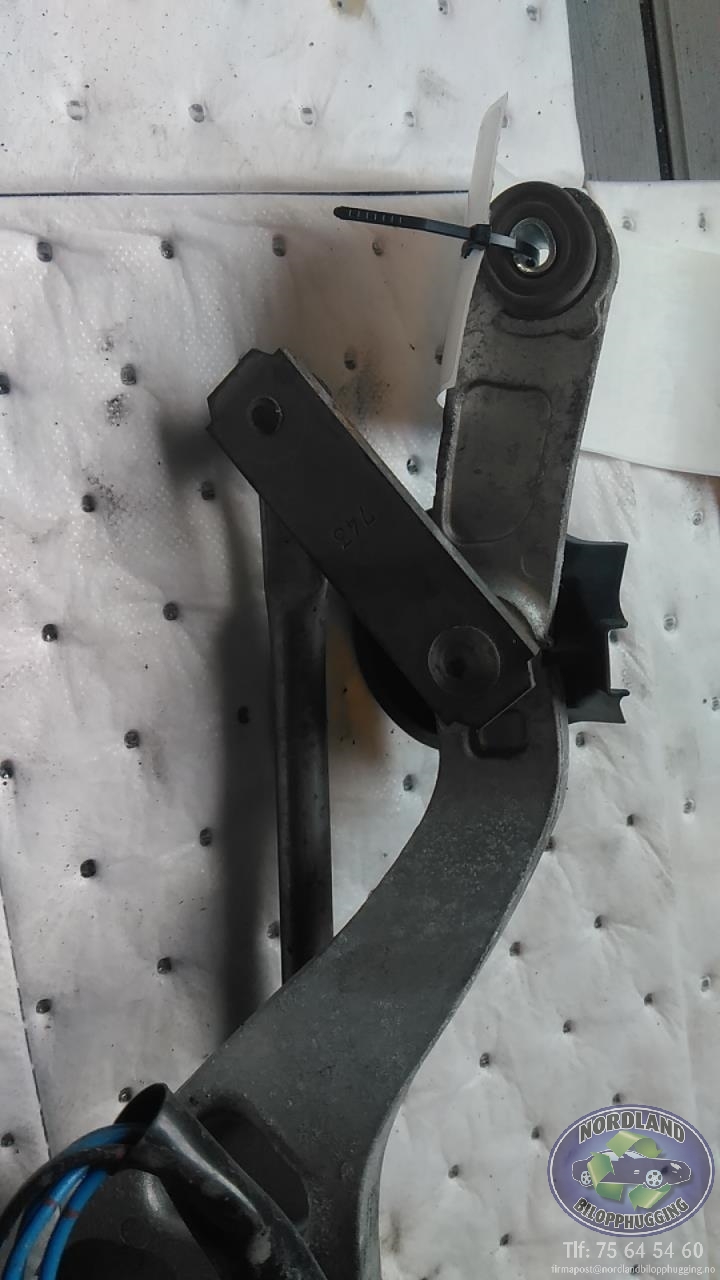 Viskermotor frontrute komplett m/overføring til Toyota Auris 2007-2010 (Type I, Fase 1)  (8511002190|1593000831|)