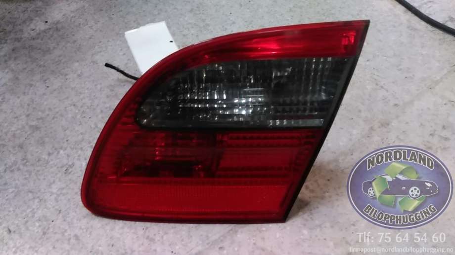 Baklykt høyre indre til Mercedes E-Klasse 2006-2009 (Fase 2) (W211) (W211) (A2118203064|)