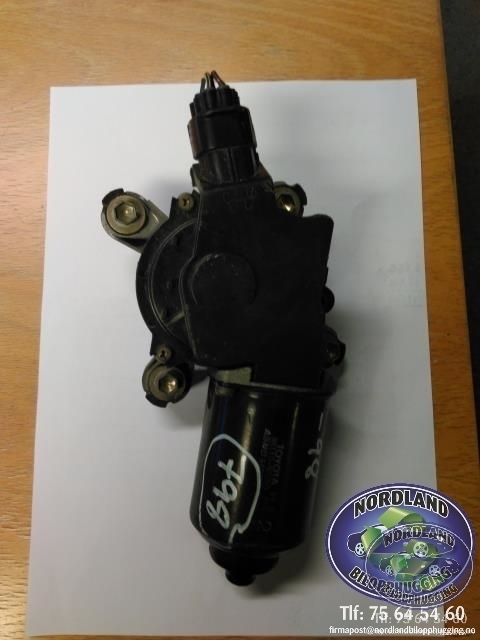 Viskermotor frontrute til Toyota Land Cruiser 100, 1998-2007
