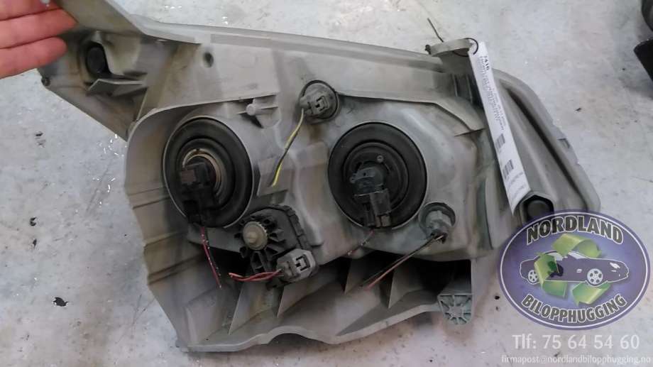 Frontlykt venstre halogen til Isuzu D-Max 2012-2017 (Type II, Fase 1)  